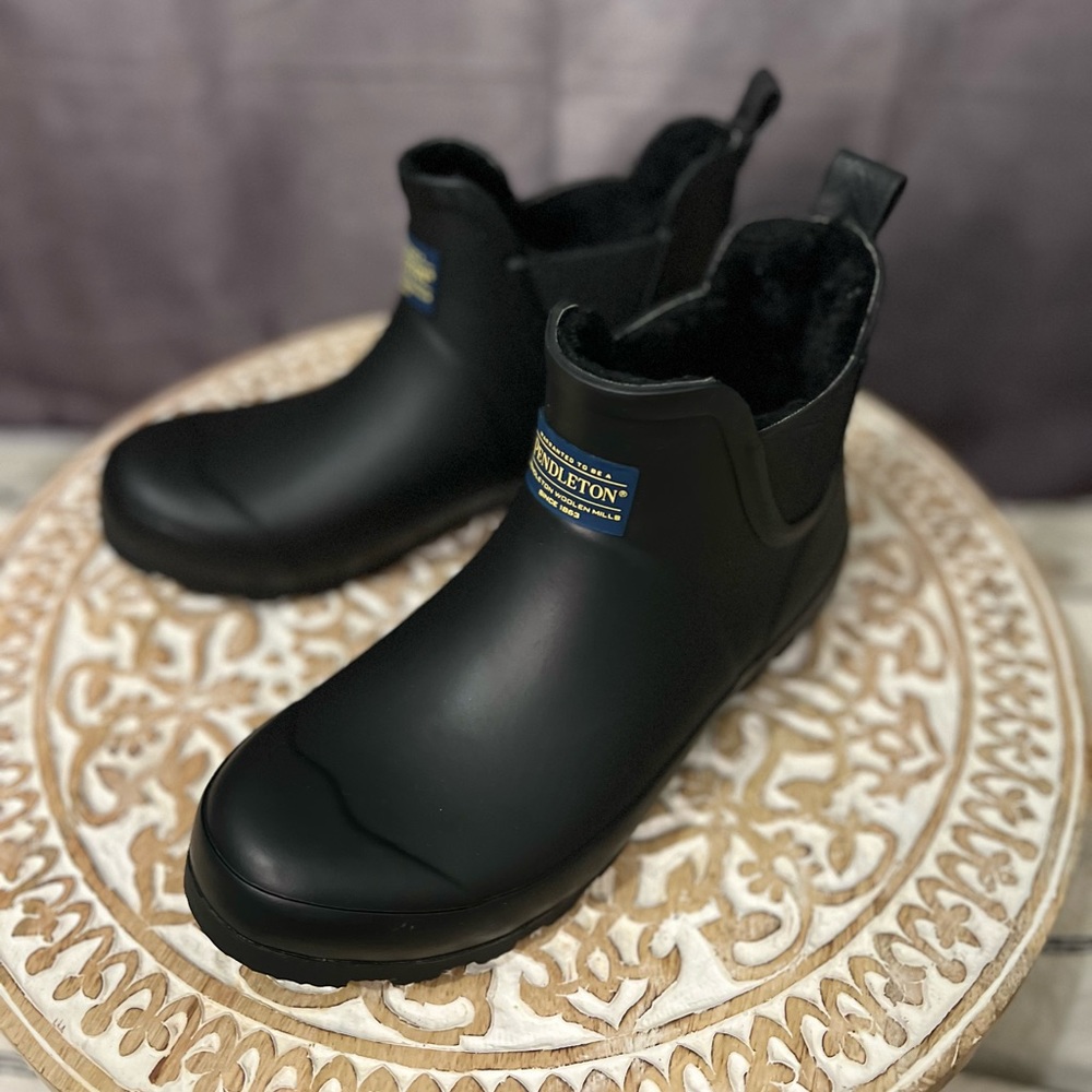 Pendleton Ladies Chelsea Rain Boot w Plush Interior | Sz 9 - Picture 5 of 12